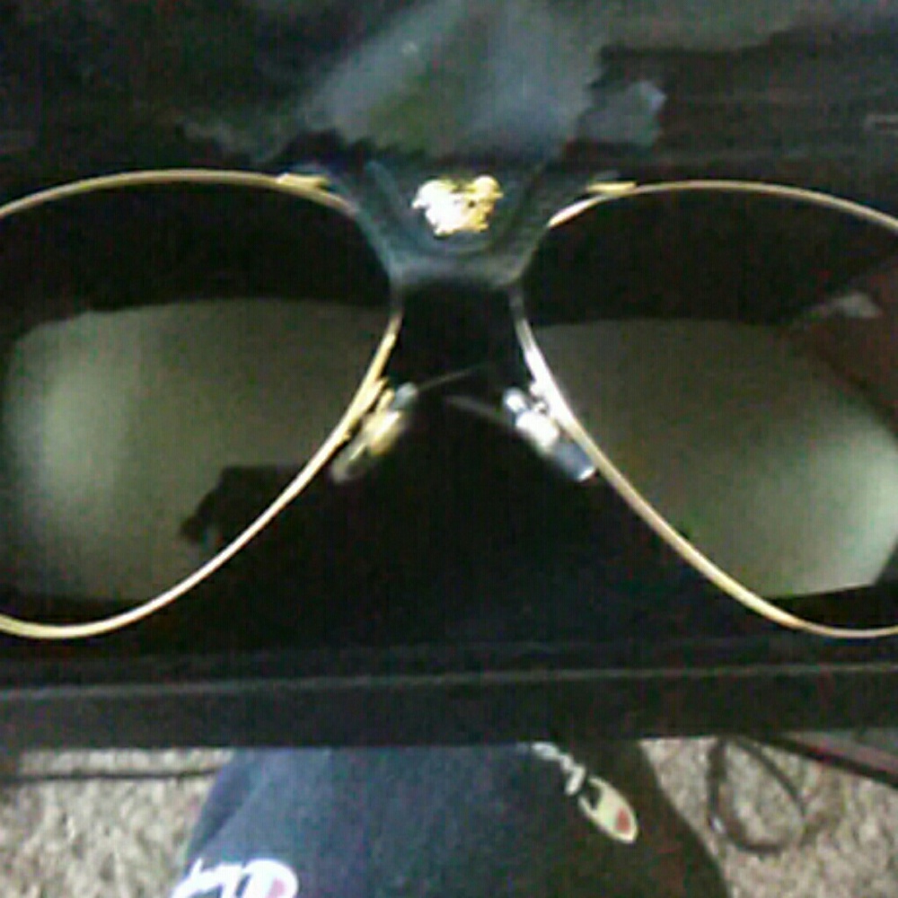 Versace shades - Picture 2 of 3